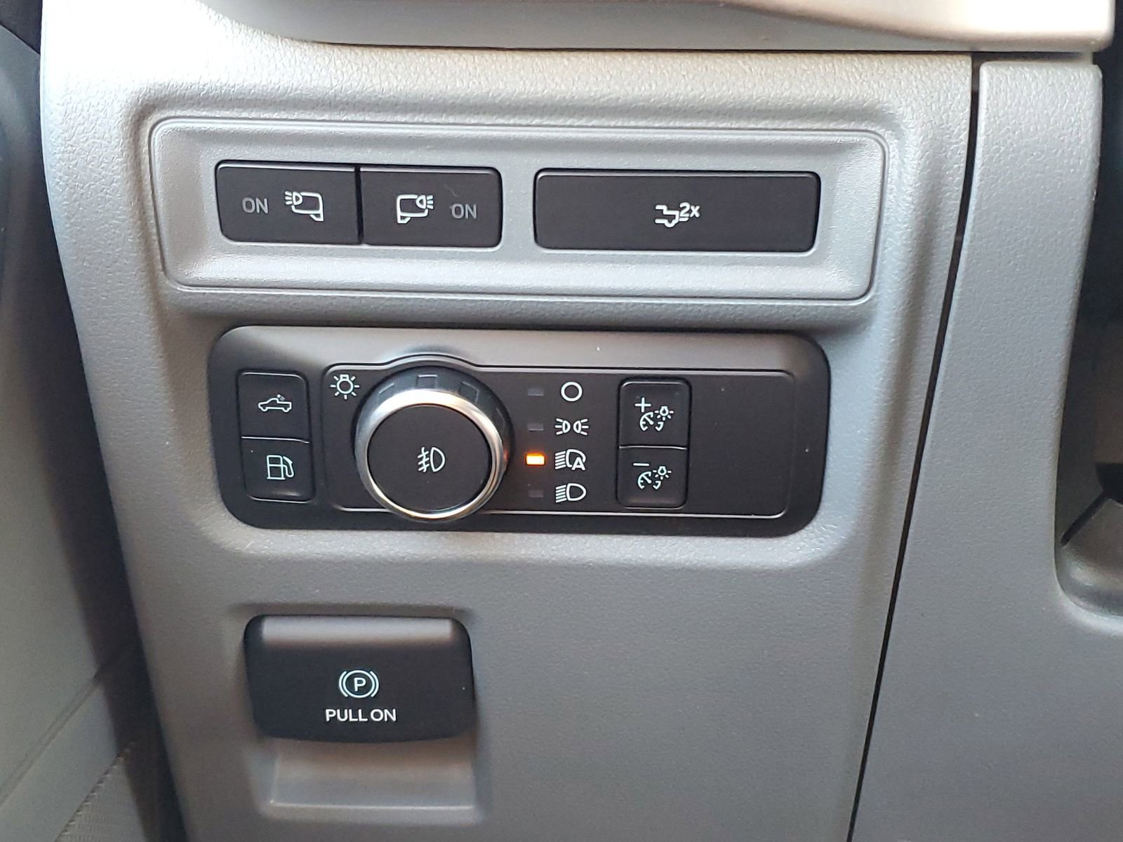 Used 2022 Ford F150 XLT w/ Equipment Group 302A High image 21