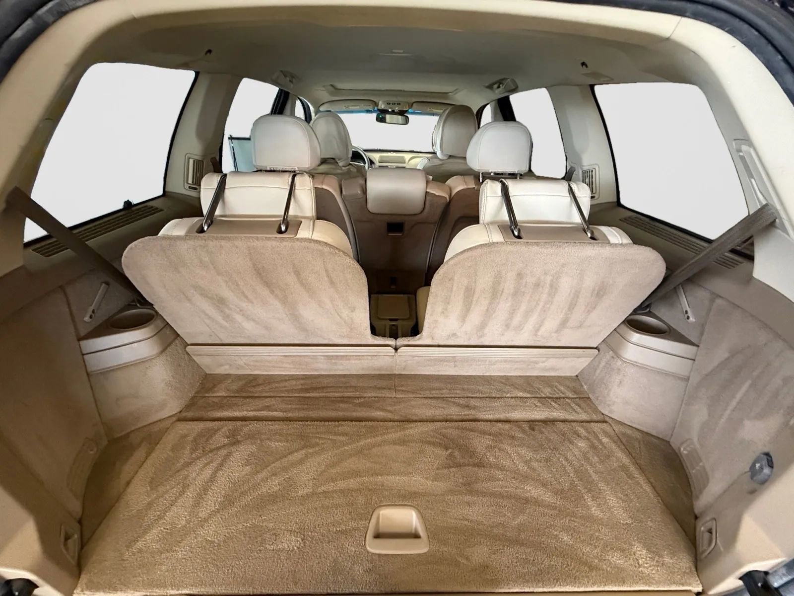 Used 2010 Volvo XC90 3.2 image 51