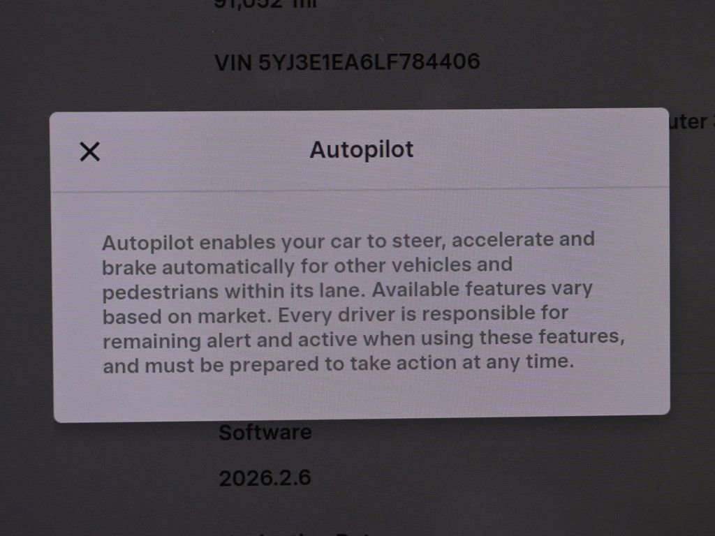 Used 2020 Tesla Model 3 Standard Range Plus image 10