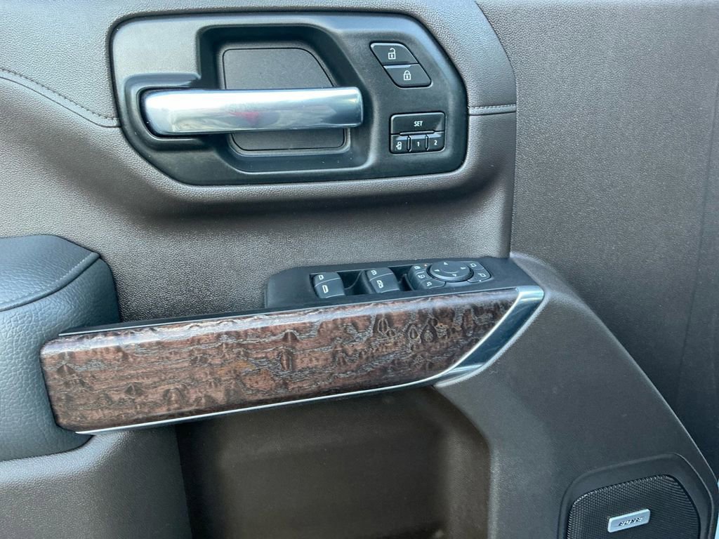 Used 2020 GMC Sierra 2500 Denali w/ Denali Ultimate Package image 16