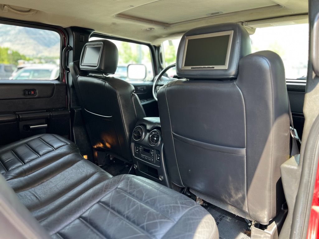 Used 2005 HUMMER H2 w/ Preferred Equipment Group AWD/4WD image 29