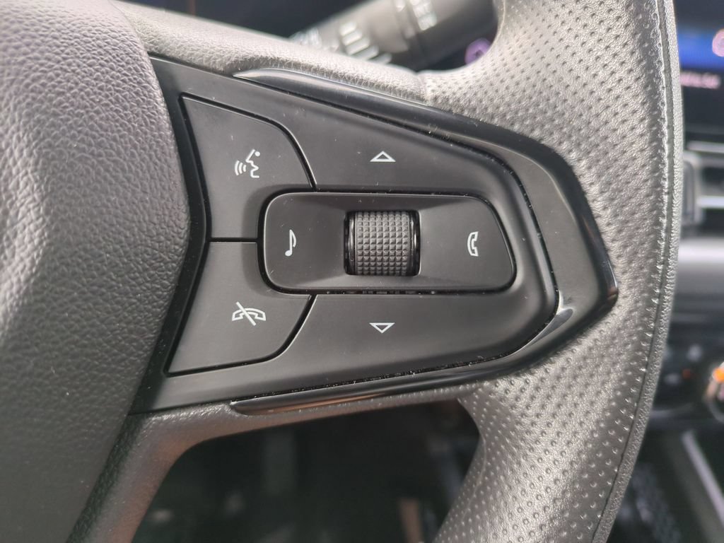 Used 2025 Chevrolet TrailBlazer LT AWD/4WD image 21