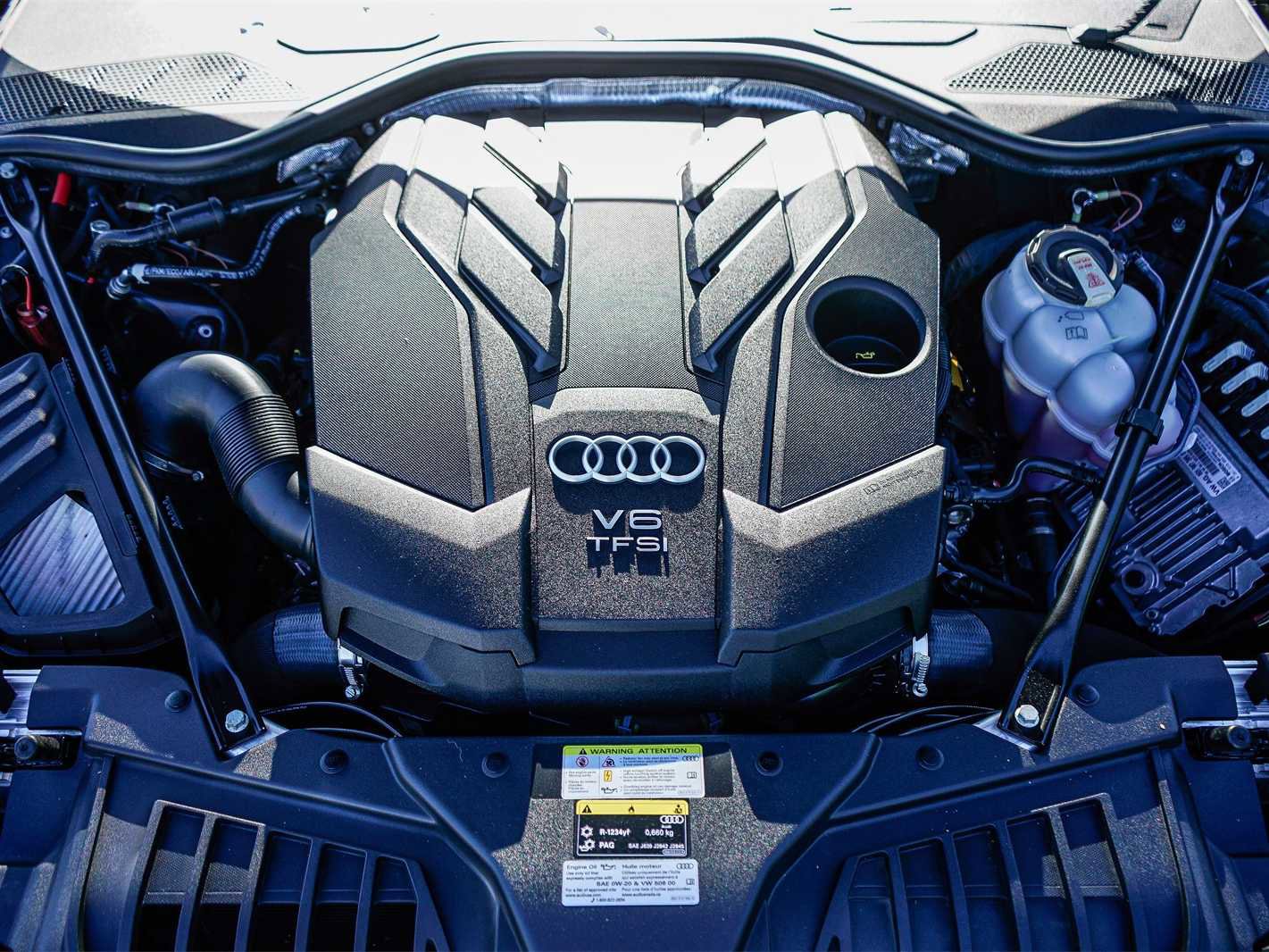 Used 2022 Audi A8 L 3.0T w/ Executive Package image 28