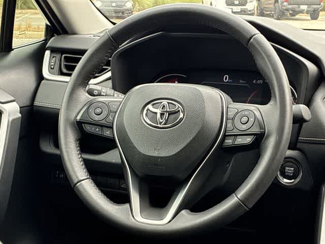 Used 2023 Toyota RAV4 XLE Premium FWD image 25