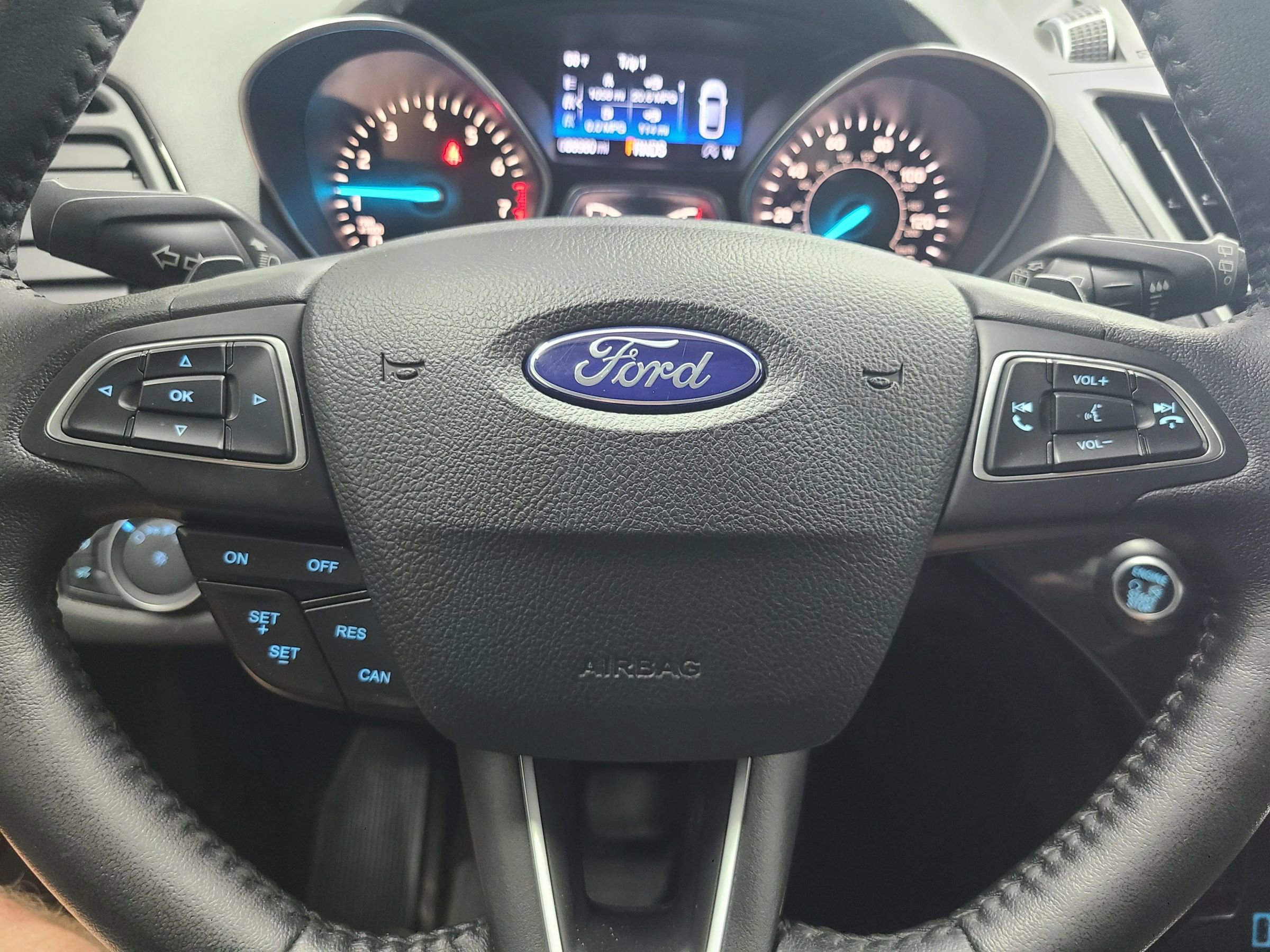 Used 2017 Ford Escape Titanium AWD/4WD image 27
