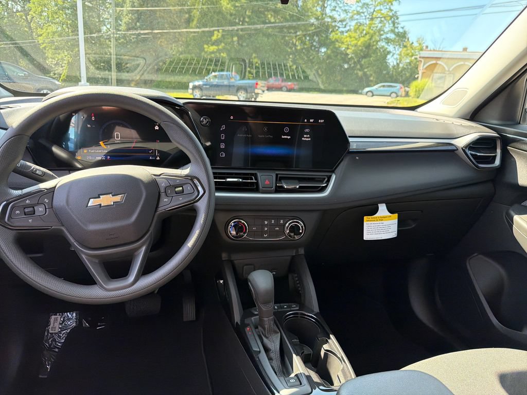 New 2026 Chevrolet TrailBlazer LS w/ LS Convenience Package AWD/4WD image 13