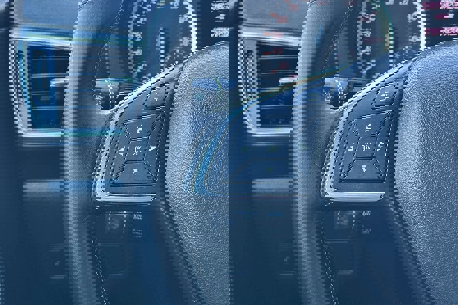 Used 2018 INFINITI QX30 AWD image 26