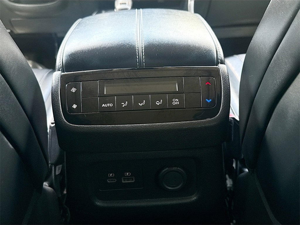 Used 2023 INFINITI QX60 Luxe w/ Cargo Package image 26