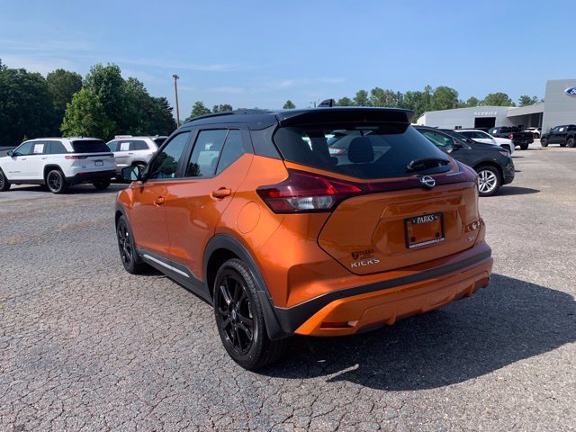 Used 2022 Nissan Kicks SR FWD image 6
