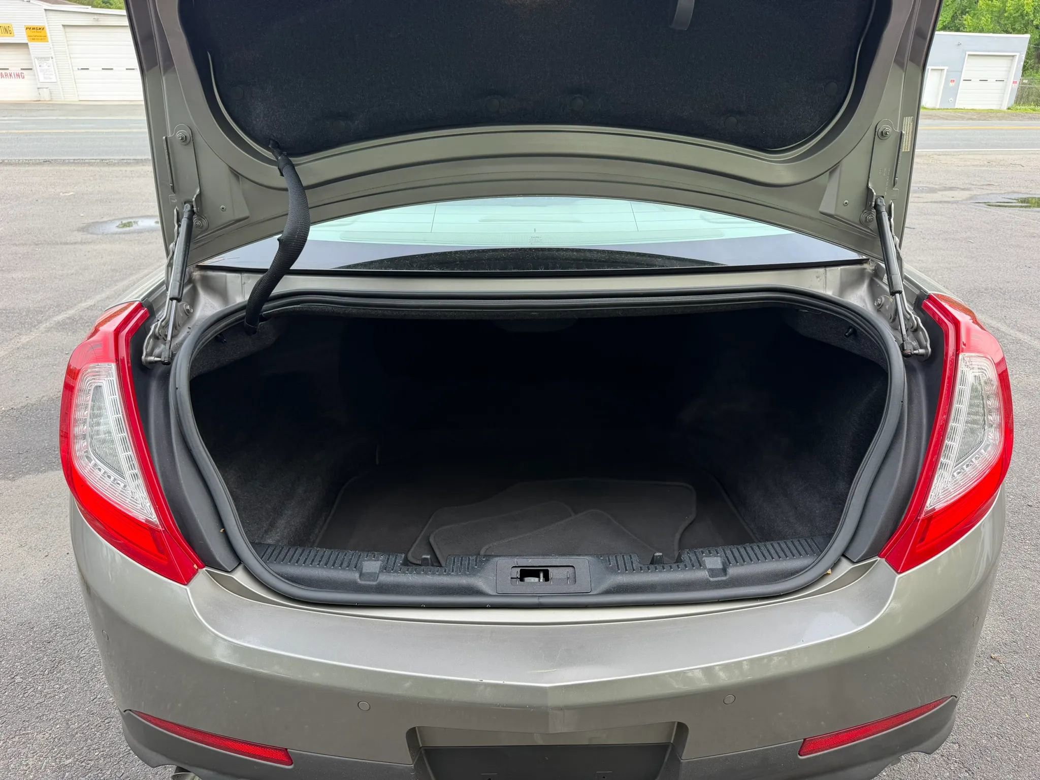Used 2016 Lincoln MKS AWD w/ Equipment Group 101A image 14