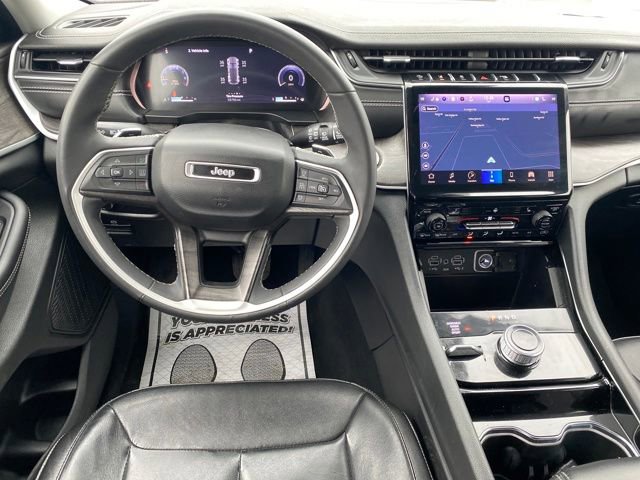 Used 2023 Jeep Grand Cherokee Limited image 8