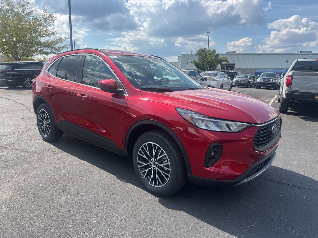 New 2026 Ford Escape SE image 3