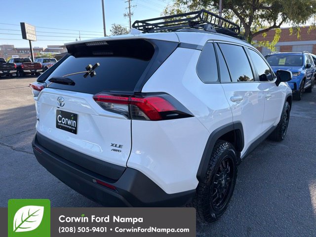 Used 2019 Toyota RAV4 XLE w/ Convenience Package AWD/4WD image 5