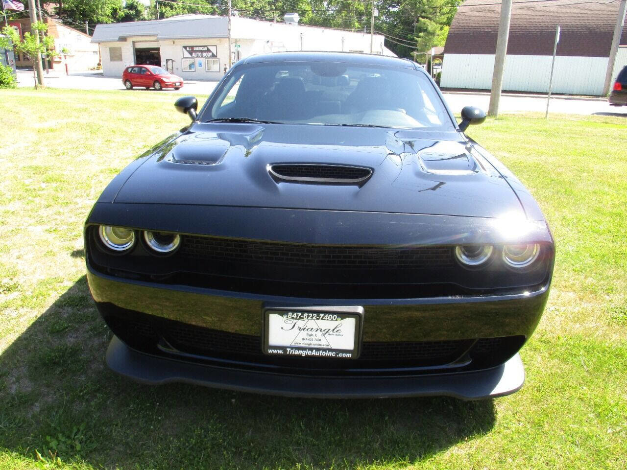 Used 2016 Dodge Challenger SRT Hellcat image 2