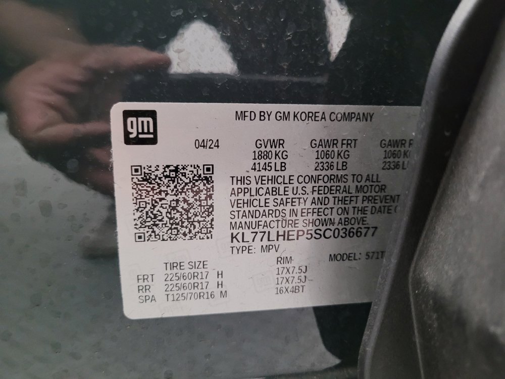 Used 2025 Chevrolet Trax LT w/ LT Convenience Package FWD image 33