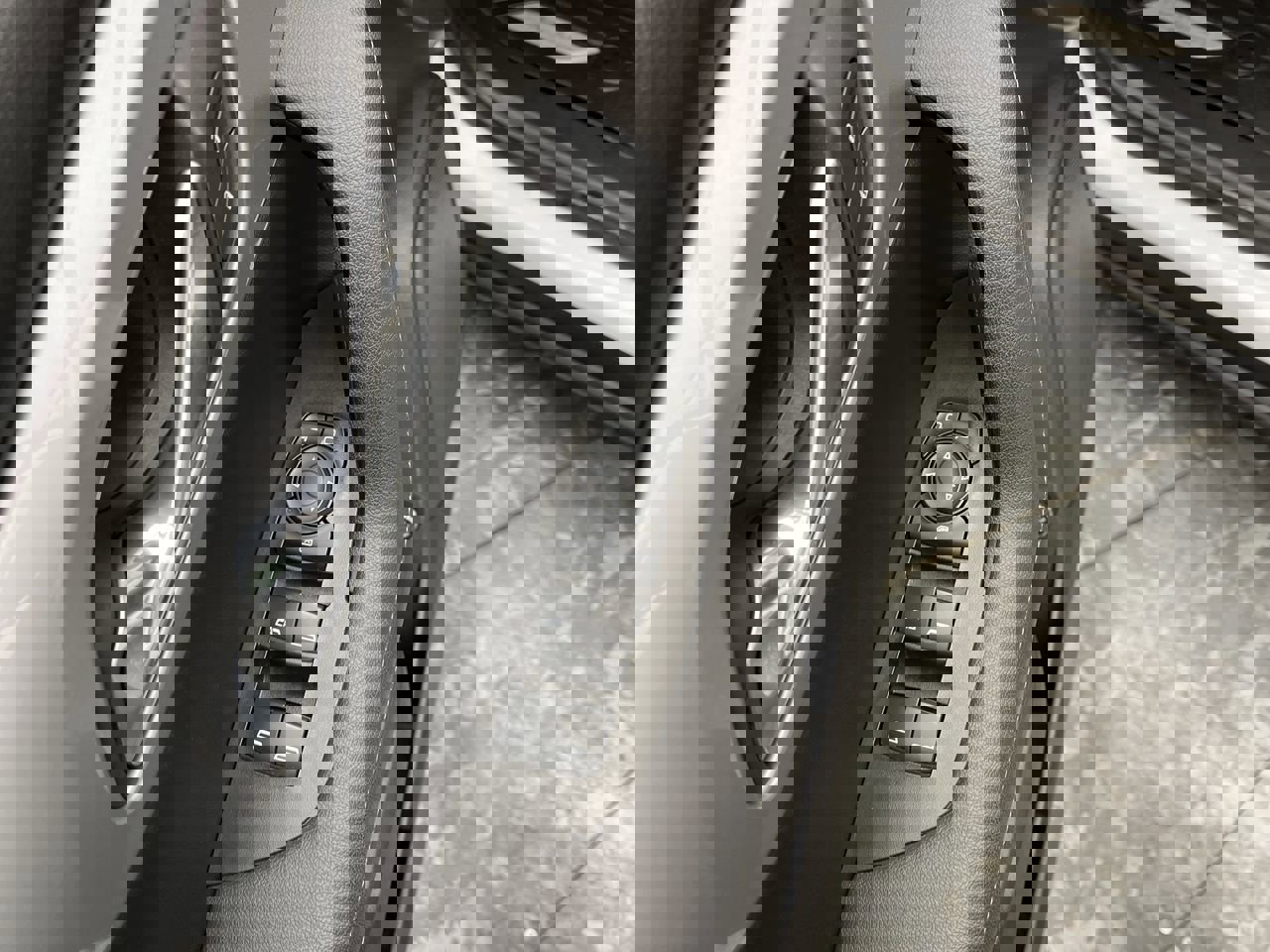 Used 2019 Chevrolet Blazer LT image 7