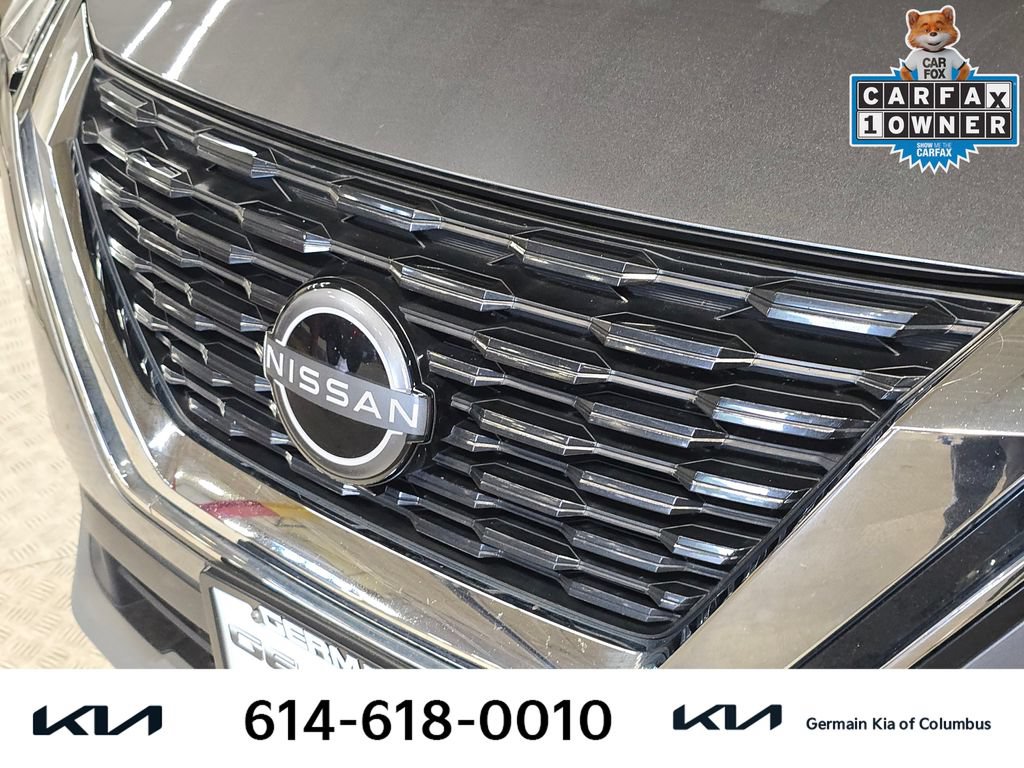 Used 2023 Nissan Rogue S AWD/4WD image 13