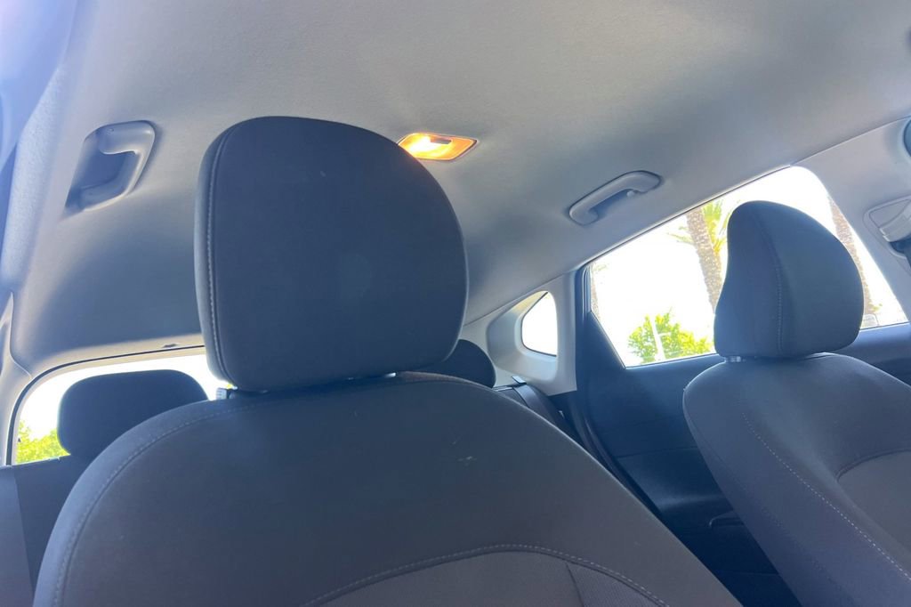 Used 2024 Hyundai Kona SEL AWD/4WD image 19