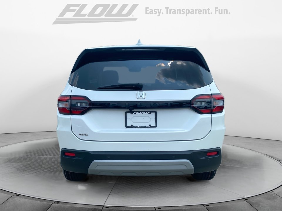 Certified 2024 Honda Pilot EX-L image 8