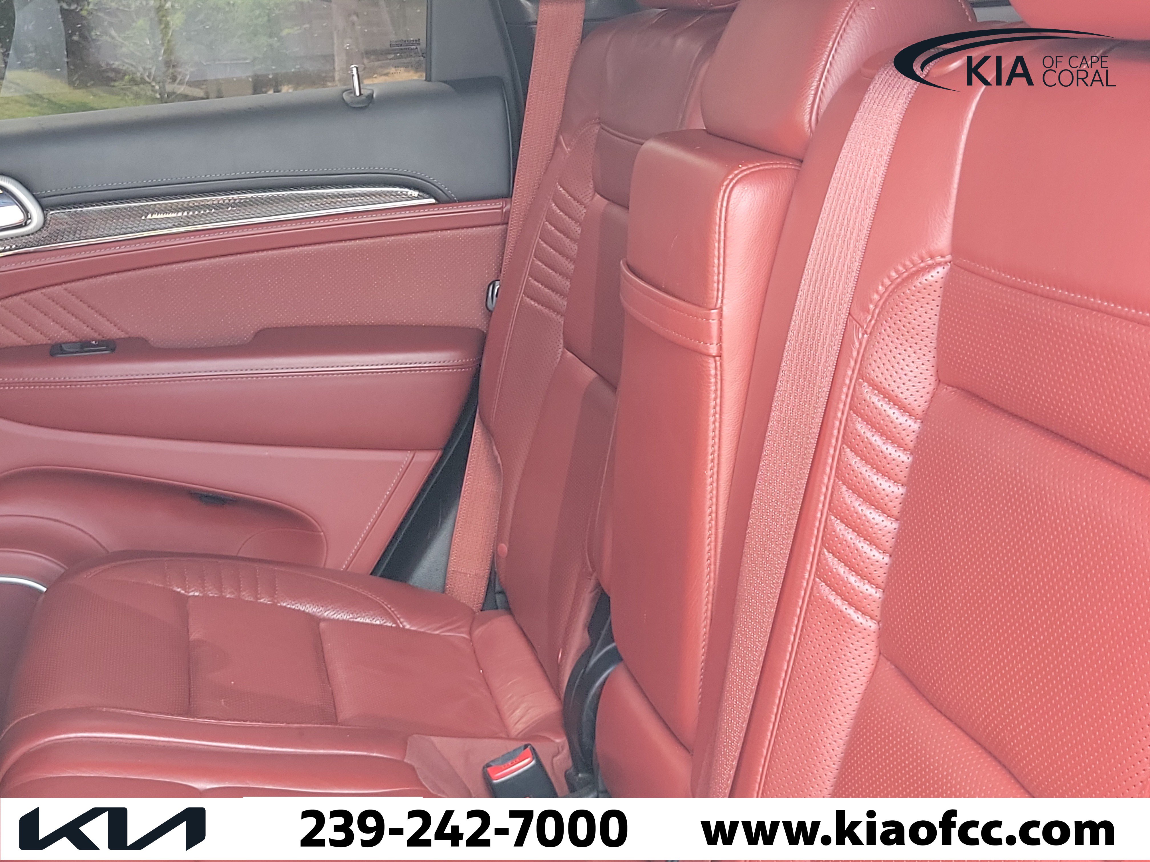 Used 2018 Jeep Grand Cherokee Trackhawk AWD/4WD image 9