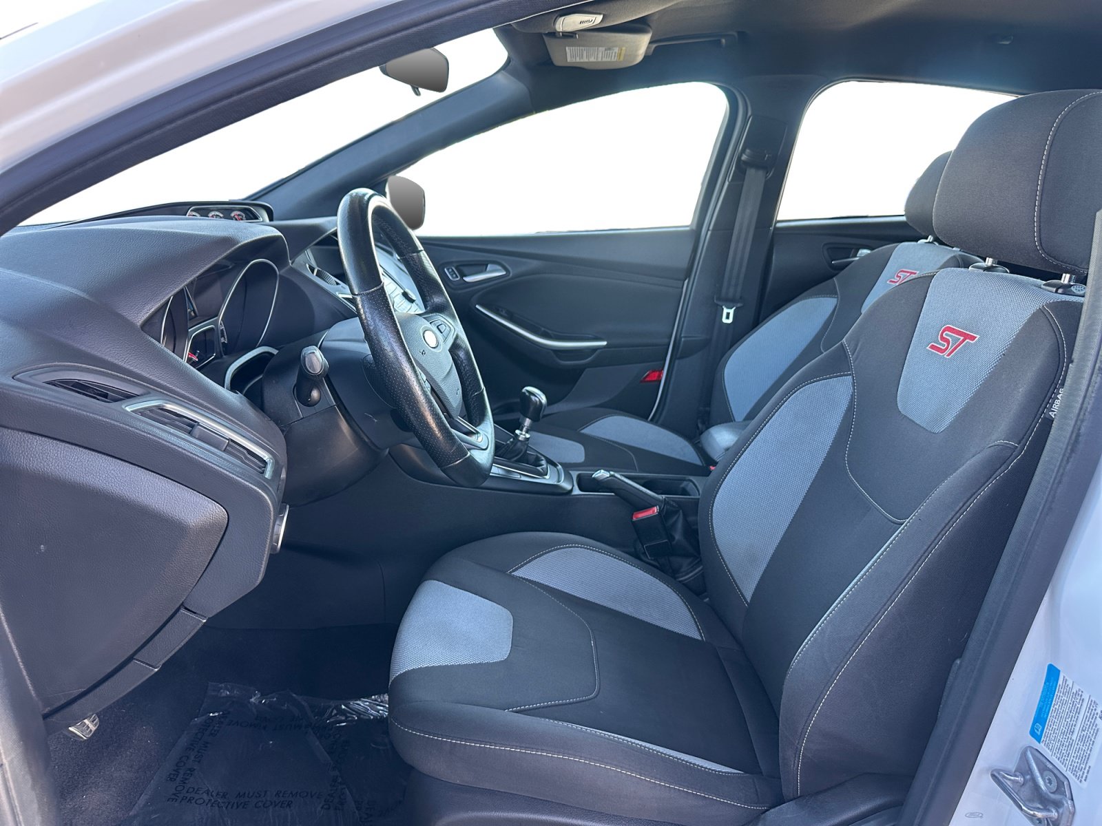 Used 2016 Ford Focus ST FWD image 9