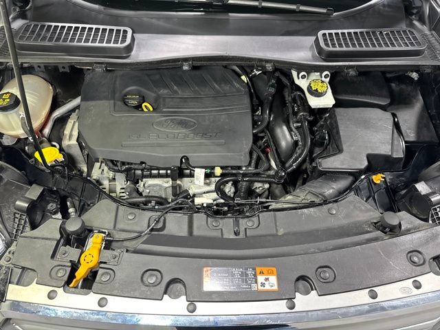 Used 2017 Ford Escape SE AWD/4WD image 6
