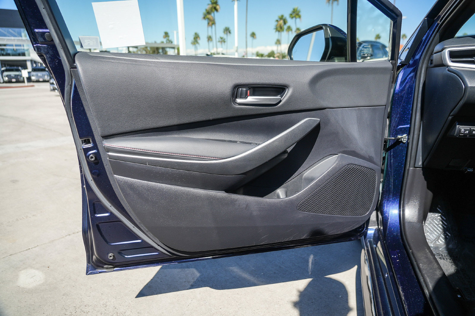 Certified 2024 Toyota Corolla SE w/ SE Premium Package FWD image 21