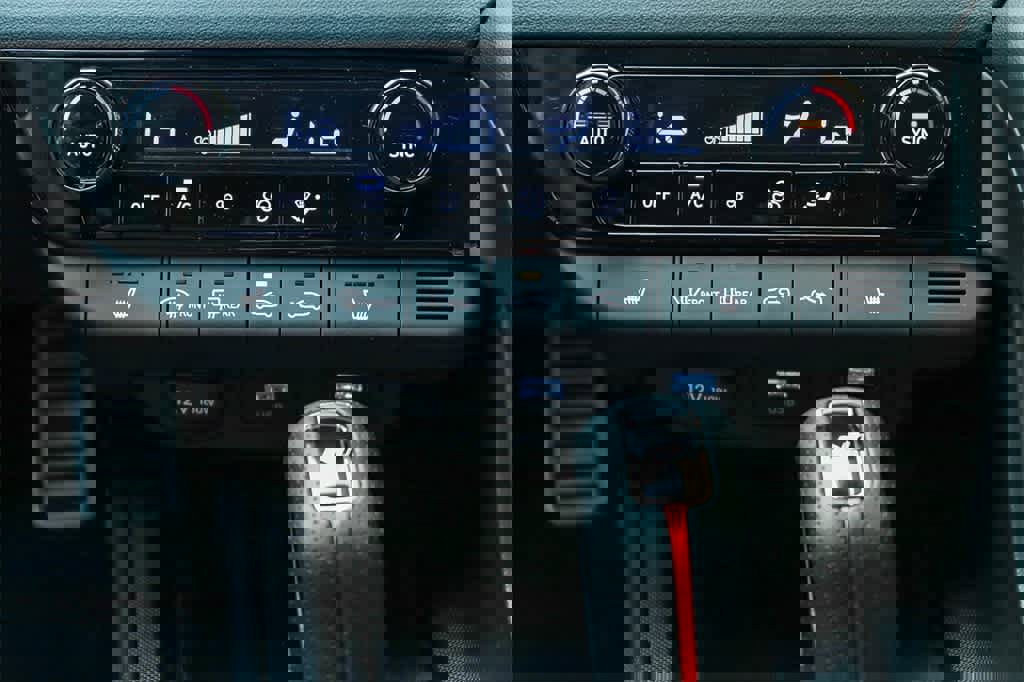 Used 2023 Hyundai Elantra N Line image 14