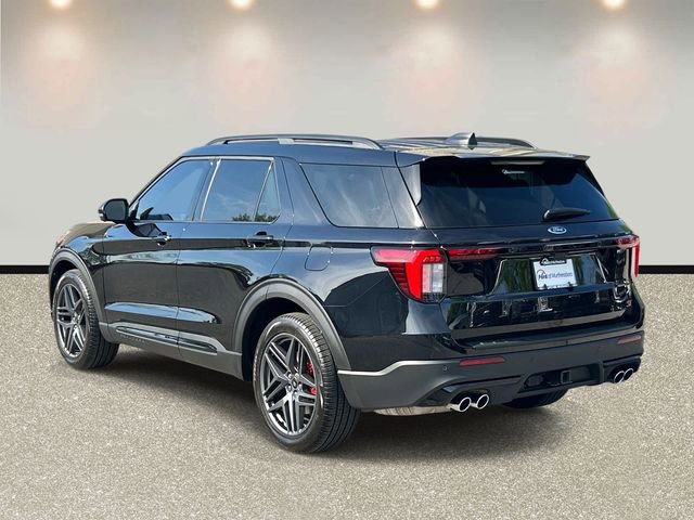 Used 2025 Ford Explorer ST AWD/4WD image 7