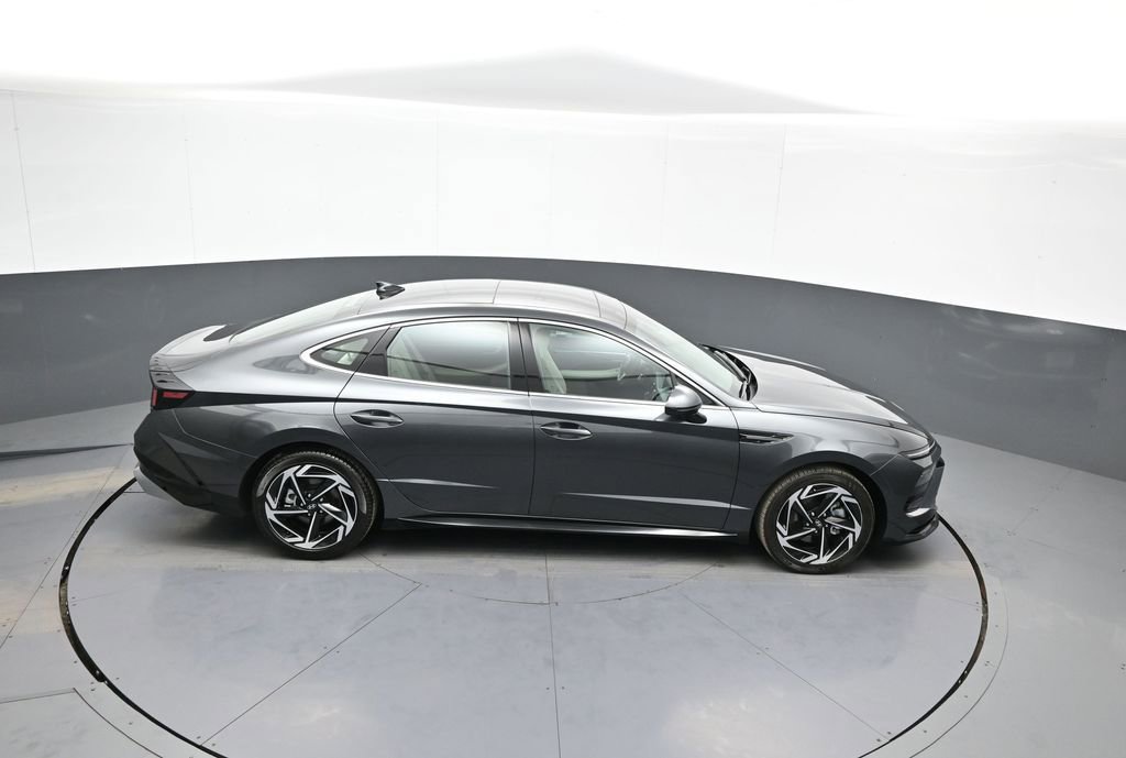 Certified 2025 Hyundai Sonata SEL FWD image 36