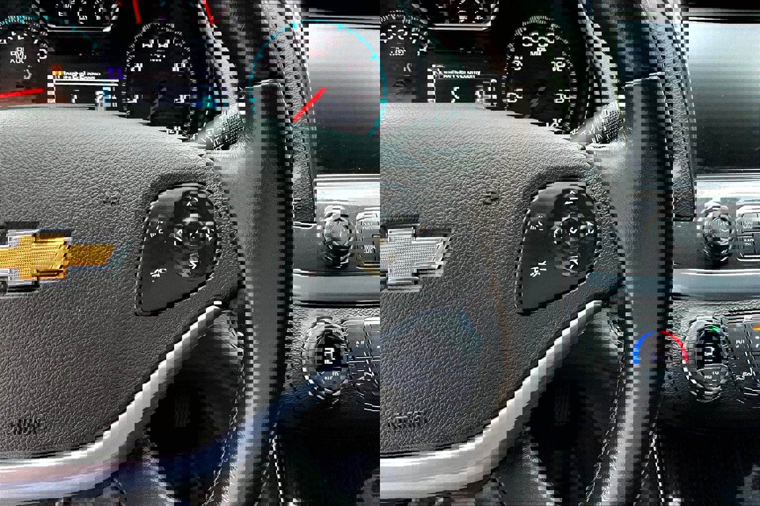 Used 2019 Chevrolet Impala LT image 12