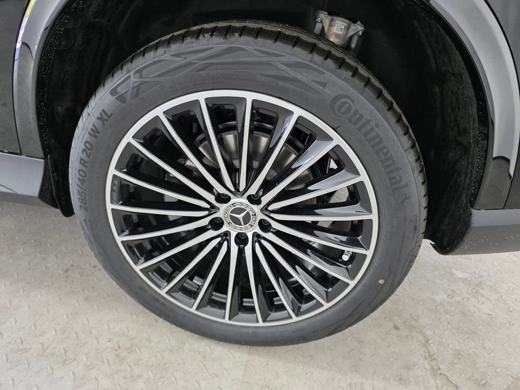 New 2026 Mercedes-Benz GLC 300 image 12