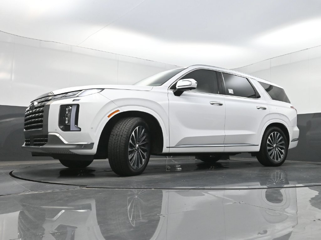 Used 2025 Hyundai Palisade Calligraphy FWD image 30