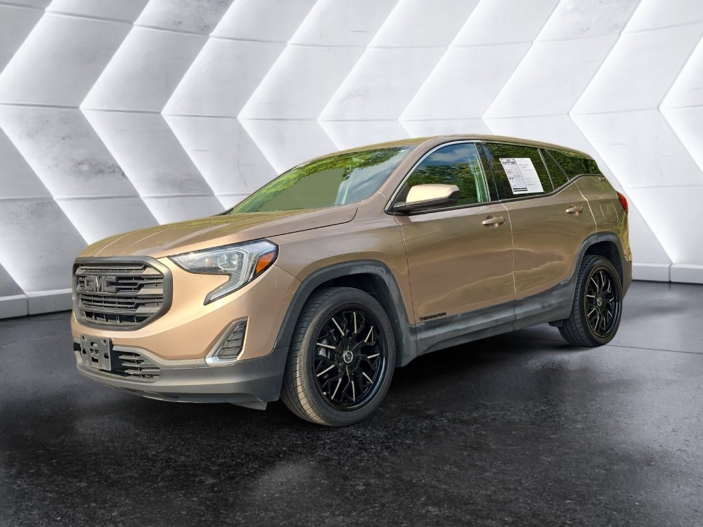 Used 2018 GMC Terrain SLE image 1