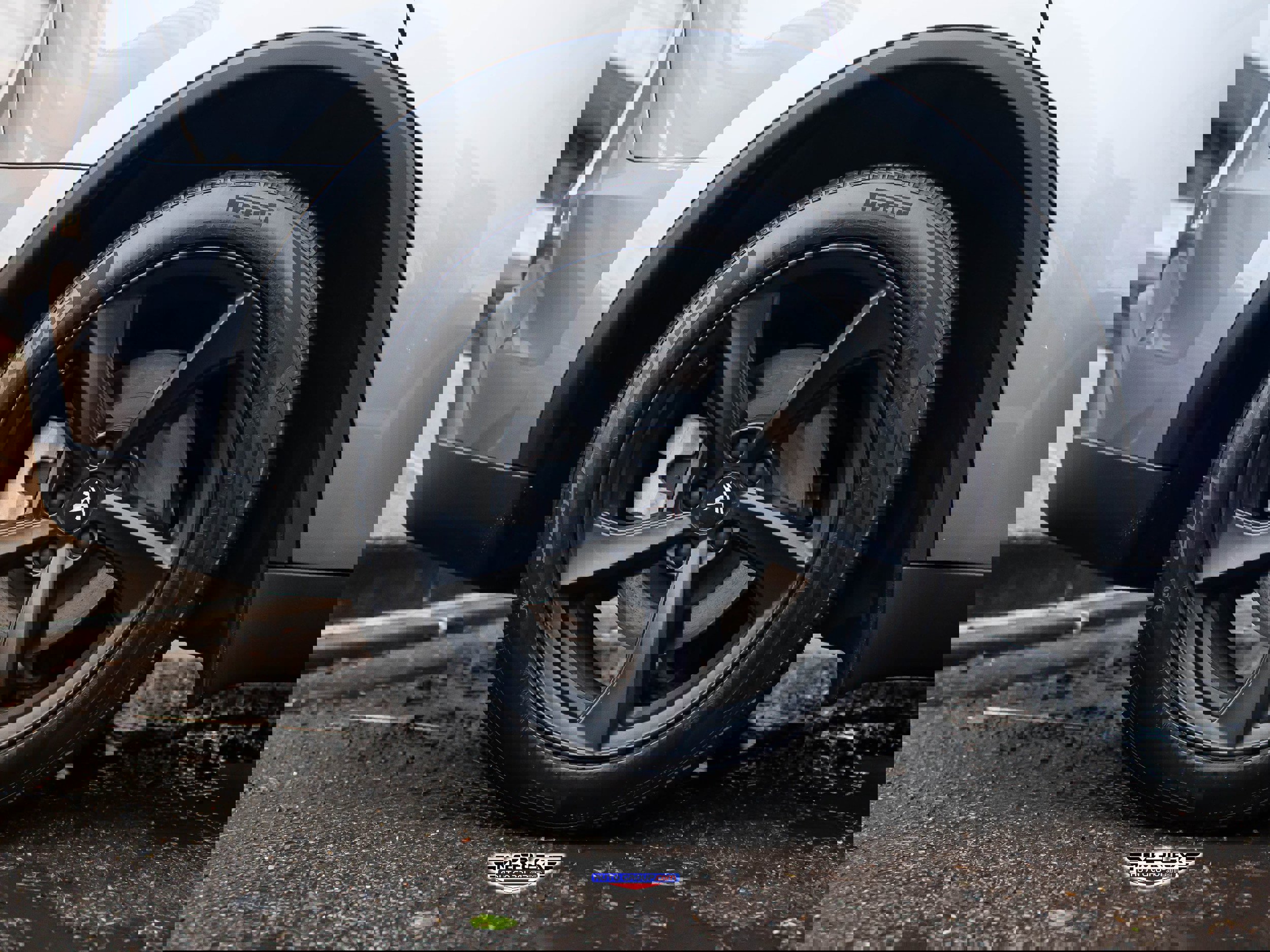 Used 2026 Tesla Model Y Long Range image 11