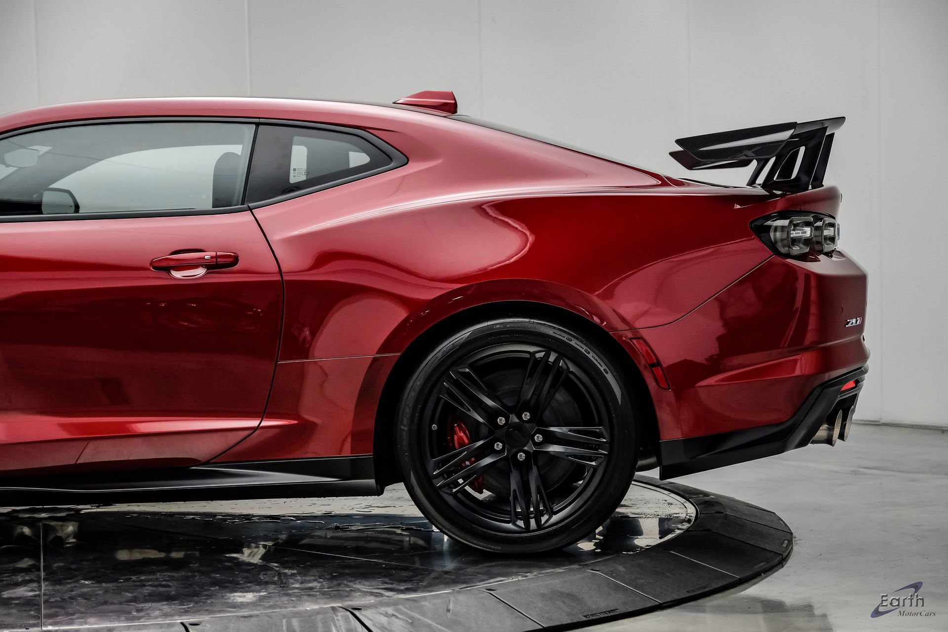 Used 2023 Chevrolet Camaro ZL1 RWD image 11
