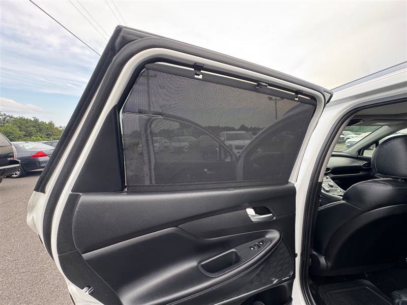 Used 2023 Hyundai Santa Fe Limited image 39