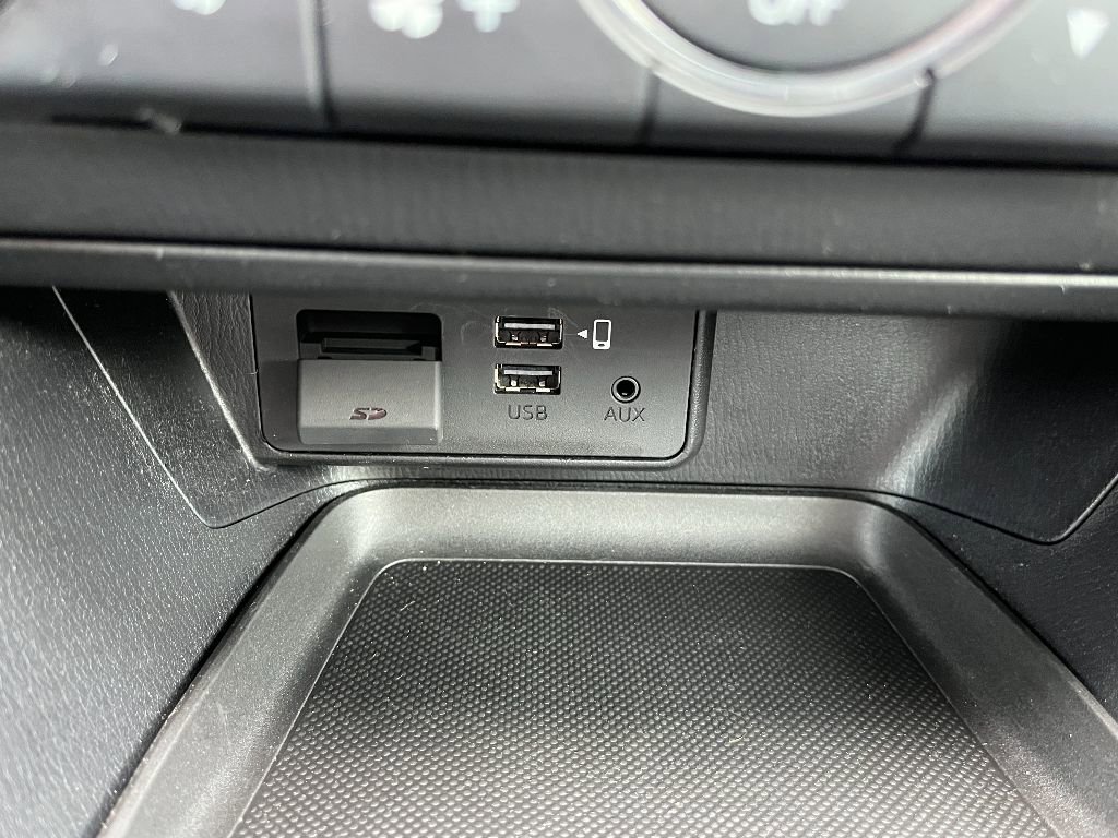 Used 2018 MAZDA MAZDA3 Grand Touring w/ Premium Equipment Package image 40