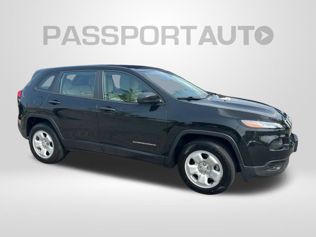 Used 2016 Jeep Cherokee Sport AWD/4WD image 3