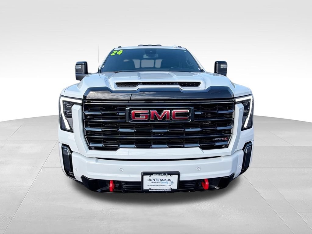 Used 2024 GMC Sierra 2500 AT4 w/ AT4 Preferred Package AWD/4WD image 3