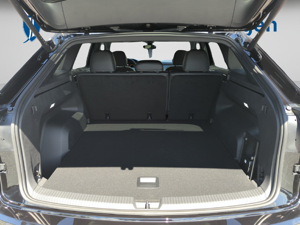 New 2026 Volkswagen Atlas Cross Sport SEL AWD/4WD image 19