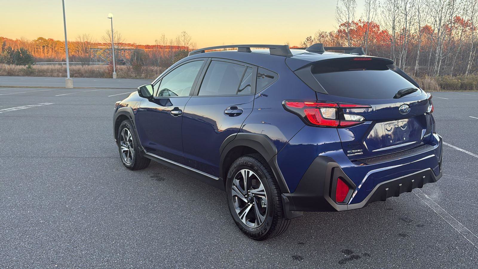 Used 2024 Subaru Crosstrek 2.0i Premium image 9