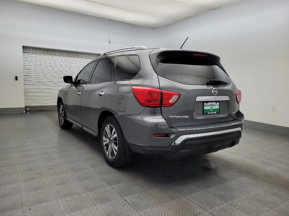 Used 2018 Nissan Pathfinder SV w/ Cargo Package image 5