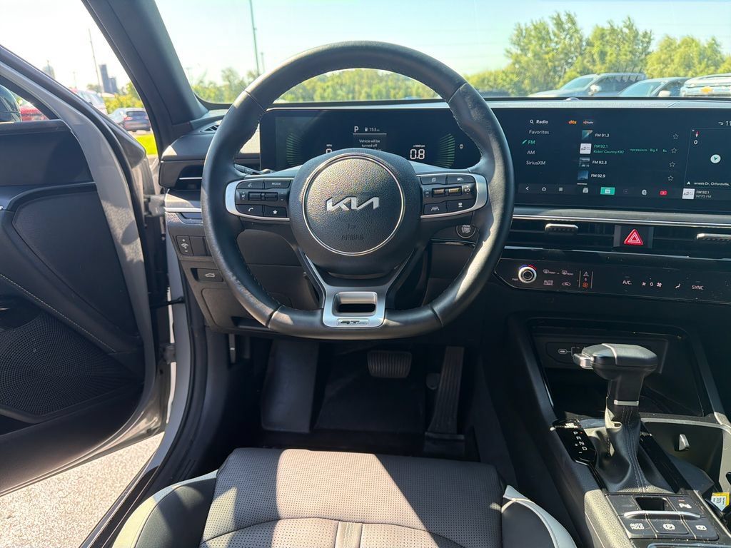 Used 2025 Kia K5 GT-Line AWD/4WD image 11