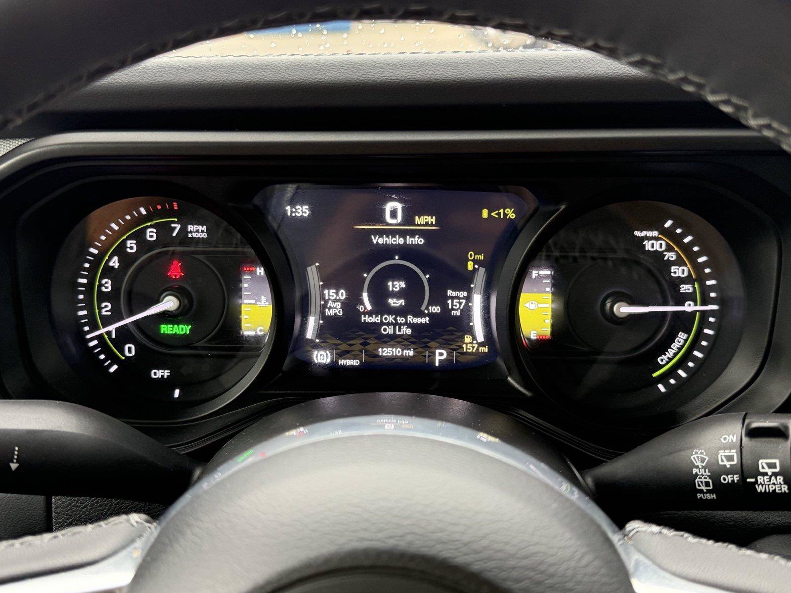 Used 2025 Jeep Wrangler Unlimited Sahara AWD/4WD image 28