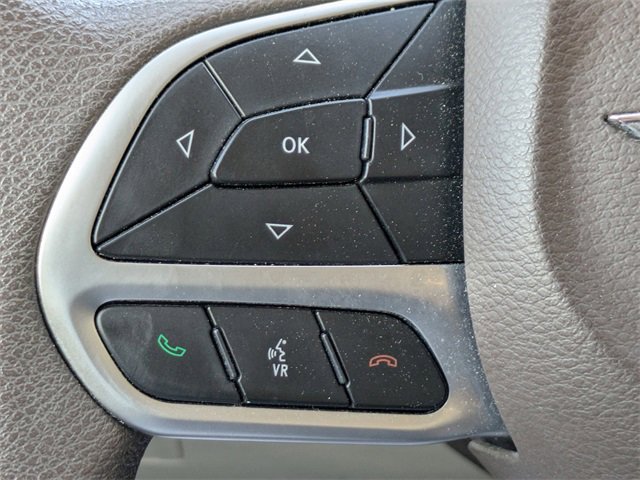 Used 2018 Chrysler Pacifica Touring Plus w/ Tire & Wheel Group image 26