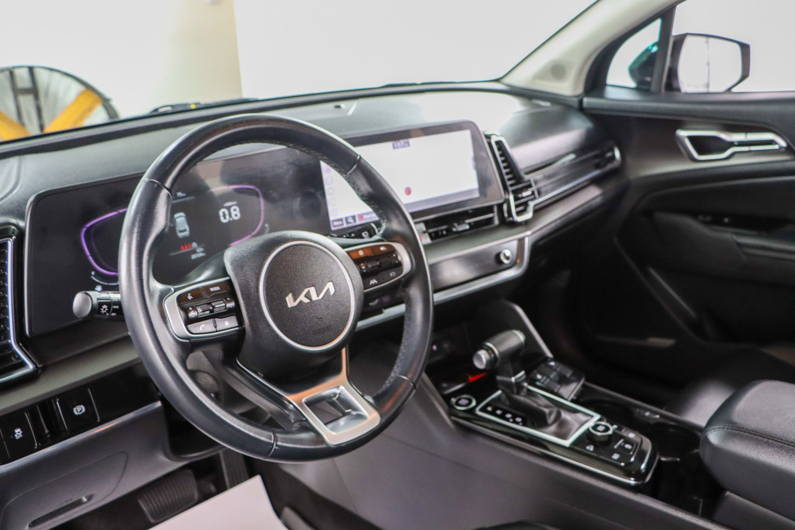 Used 2024 Kia Sportage EX FWD image 22