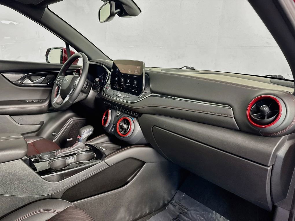 Used 2023 Chevrolet Blazer RS w/ Enhanced Convenience Package image 31