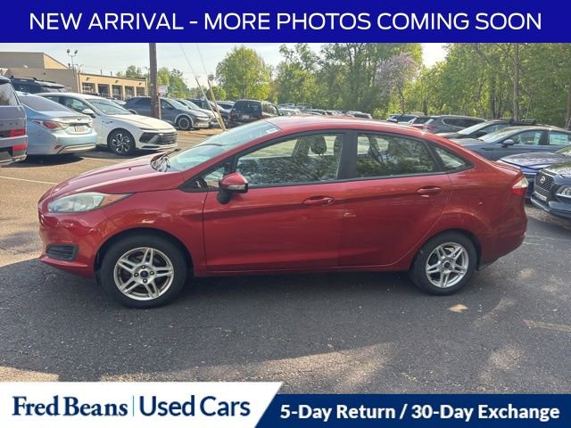 Used 2018 Ford Fiesta SE w/ Cold Weather Package FWD image 6