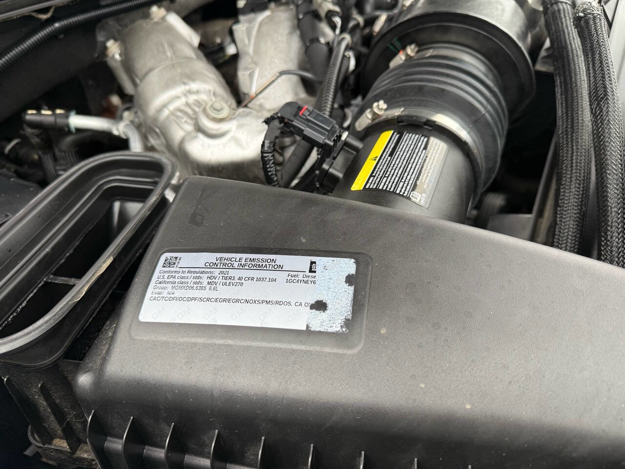 Used 2021 Chevrolet Silverado 2500 LT w/ Convenience Package image 26